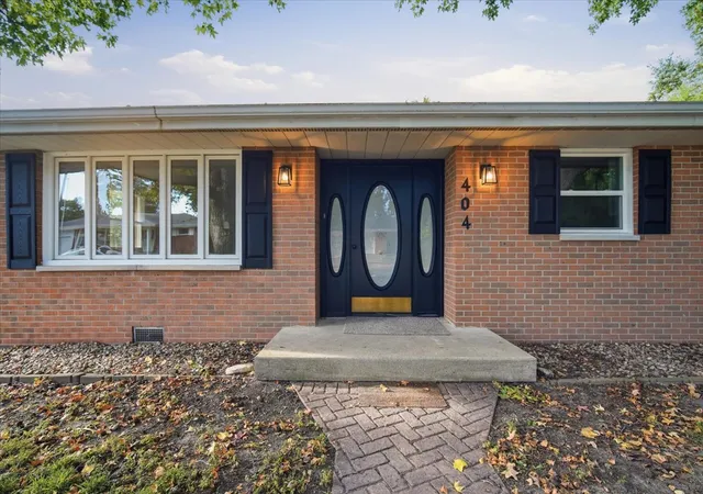 Photo 19 of Single family home for sale at 404 Sunset Dr, Heyworth, IL 61745 | MLS# 12755558 | Listing updated on 2026-09-13