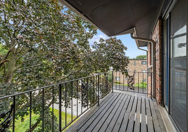 Photo 12 of Condo for sale at 5703 128th Street #31, Crestwood, IL 60418 | MLS# 12755573 | Listing updated on 2026-09-14