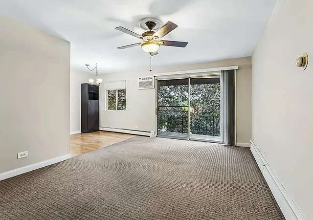 Photo 3 of Condo for sale at 5703 128th Street #31, Crestwood, IL 60418 | MLS# 12755573 | Listing updated on 2026-09-14
