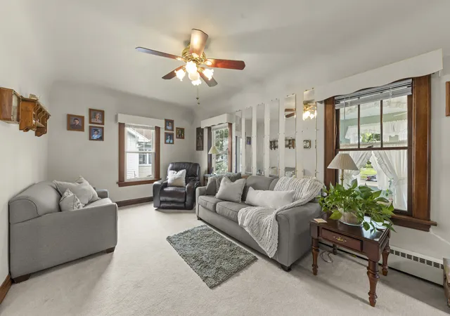 Photo 4 of Single family home for sale at 130 S Yale Ave, Villa Park, IL 60181 | MLS# 12755590 | Listing updated on 2026-09-24