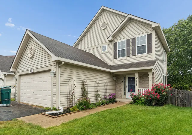 Photo 2 of Townhouse for sale at 3117 Gloria Ln, Joliet, IL 60435 | MLS# 12755591 | Listing updated on 2026-09-18