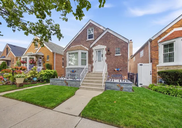 Photo 3 of Single family home for sale at 3804 S 59th Court, Cicero, IL 60804 | MLS# 12755592 | Listing updated on 2026-09-19
