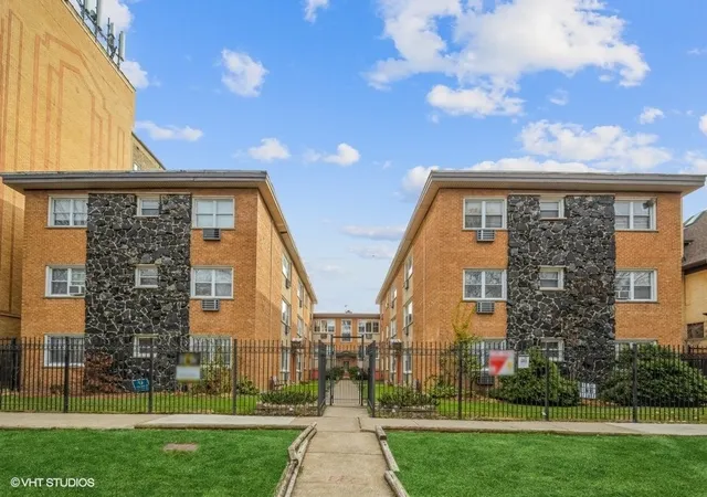 Photo 1 of Condo for sale at 1531 W Sherwin Ave #1S, Chicago, IL 60626 | MLS# 12755601 | Listing updated on 2026-09-15
