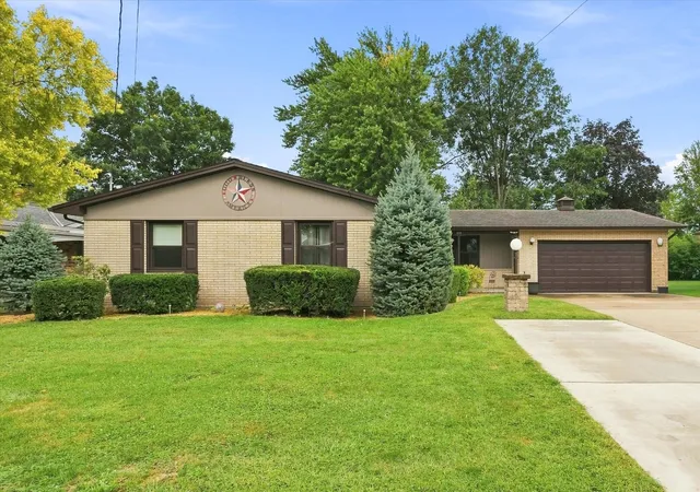 Photo 1 of Single family home for sale at 610 Baker Ave, Lasalle, IL 61301 | MLS# 12755607 | Listing updated on 2026-09-19