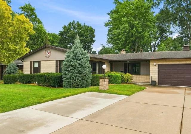 Photo 2 of Single family home for sale at 610 Baker Ave, Lasalle, IL 61301 | MLS# 12755607 | Listing updated on 2026-09-19