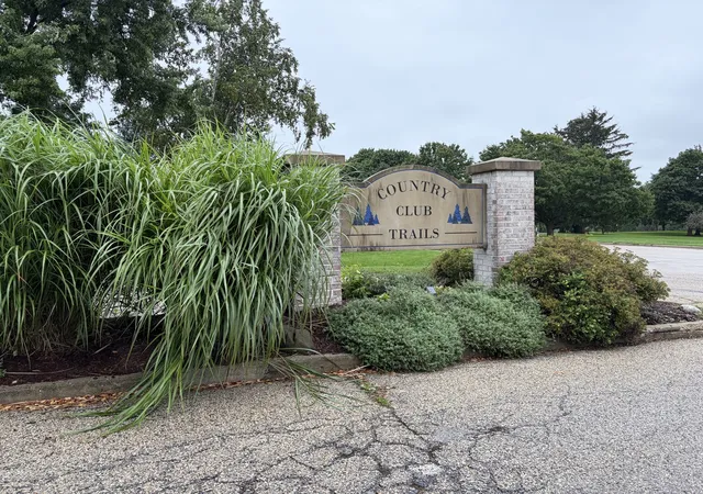Photo 3 of Single family home for sale at 809 Tuckaway Ct, Twin Lakes, WI 53181 | MLS# 12755613 | Listing updated on 2026-09-29