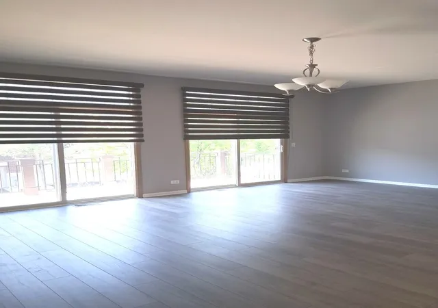 Photo 3 of Townhouse for sale at 756 N Aspen Dr, Vernon Hills, IL 60061 | MLS# 12755625 | Listing updated on 2026-09-26