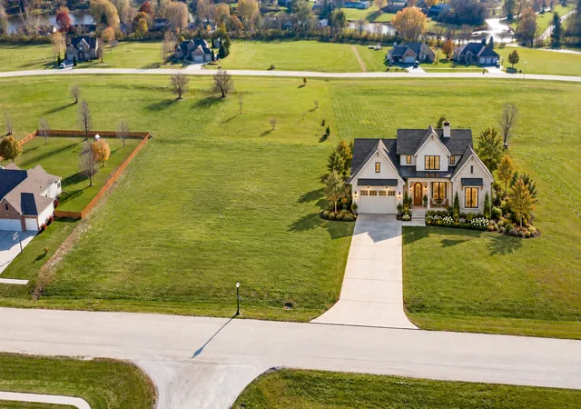 Photo 2 of Land for sale at 1005 Fox Trl Ln, Somonauk, IL 60552 | MLS# 12755636 | Listing updated on 2026-10-19