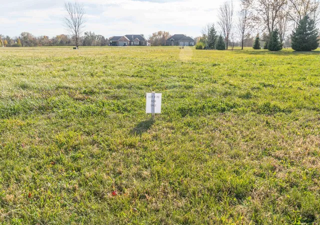 Photo 4 of Land for sale at 1005 Fox Trl Ln, Somonauk, IL 60552 | MLS# 12755636 | Listing updated on 2026-10-25