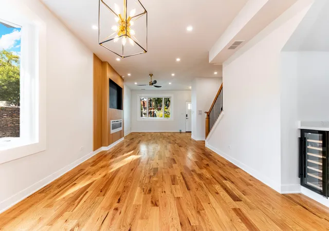 Photo 3 of House for sale at 6547 S Evans Ave, Chicago, IL 60637 | MLS# 12755646 | Listing updated on 2026-09-16