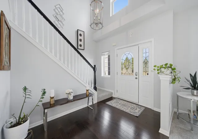Photo 4 of Single family home for sale at 1841 W Rookery Cir, Round Lake, IL 60073 | MLS# 12755647 | Listing updated on 2026-09-15