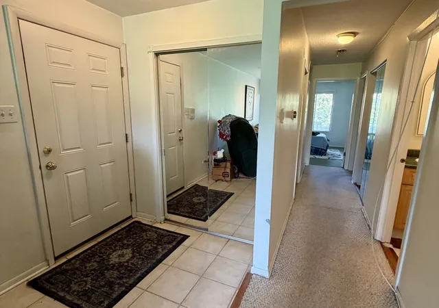 Photo 2 of Condo for sale at 871 E Coach Rd #5, Palatine, IL 60074 | MLS# 12755661 | Listing updated on 2026-10-02