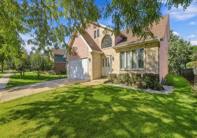 Photo 1 of Single family home for sale at 1140 Crystal Ave, Downers Grove, IL 60516 | MLS# 12755663 | Listing updated on 2026-10-07