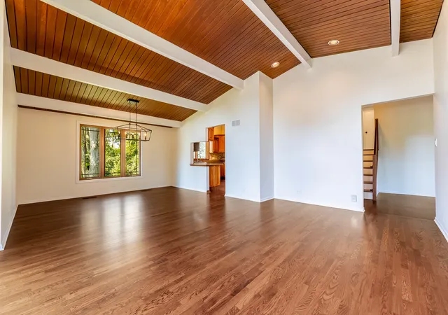 Photo 3 of Single family home for sale at 11712 S Glen Rd, Palos Park, IL 60464 | MLS# 12755707 | Listing updated on 2026-09-16