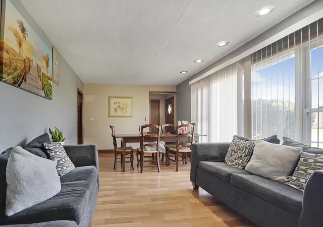 Photo 2 of Single family home for sale at (Undisclosed), Chicago, IL 60652 | MLS# 12755725 | Listing updated on 2026-09-23