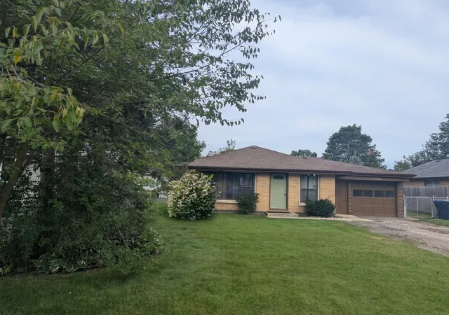 Photo 2 of Single family home for sale at 39180 N Petite Ter, Lake Villa, IL 60046 | MLS# 12755739 | Listing updated on 2026-09-11
