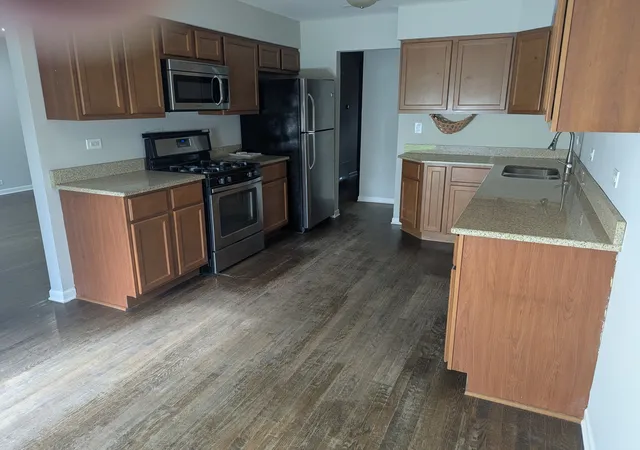 Photo 4 of Single family home for sale at 39180 N Petite Ter, Lake Villa, IL 60046 | MLS# 12755739 | Listing updated on 2026-09-11