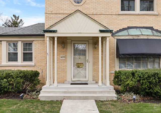 Photo 4 of Single family home for sale at 400 W Milburn Ave, Mount Prospect, IL 60056 | MLS# 12755742 | Listing updated on 2026-09-22