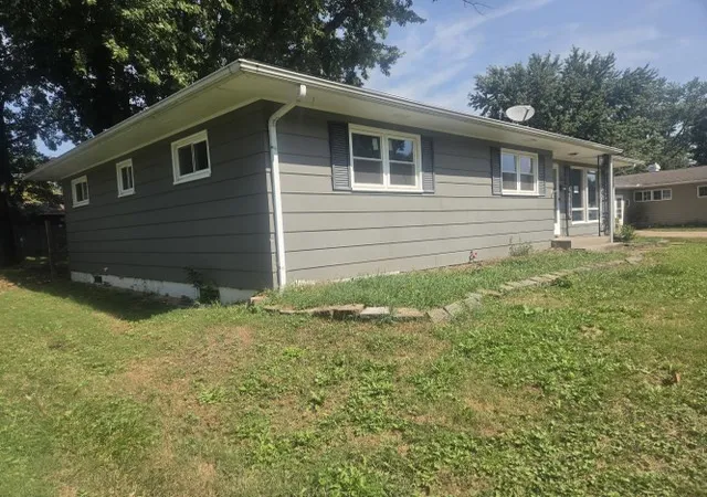Photo 3 of Single family home for sale at 2507 29th Avenue, Rock Island, IL 61201 | MLS# 12755757 | Listing updated on 2026-09-12