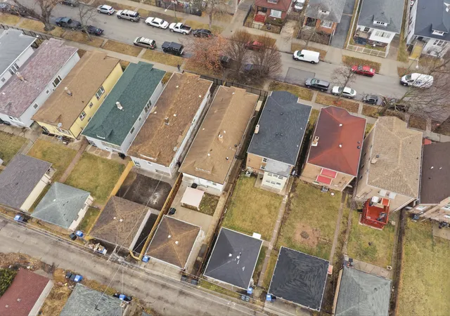 Photo 3 of Single family home for sale at 8418 S Essex Ave, Chicago, IL 60617 | MLS# 12755768 | Listing updated on 2026-09-16