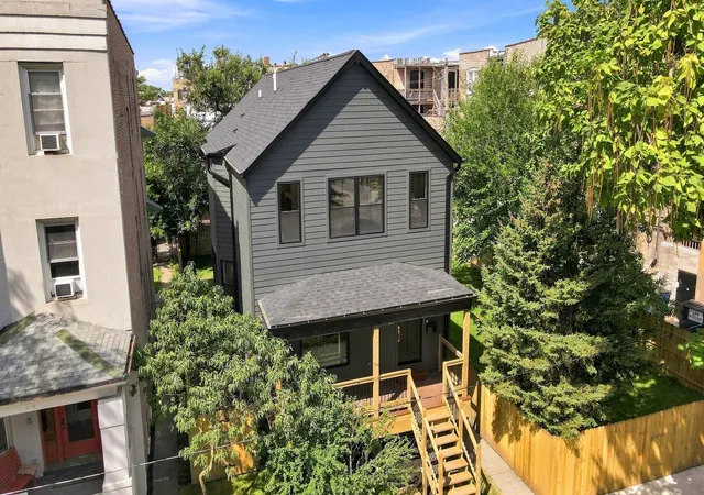 Photo 3 of Single family home for sale at 3072 N Avers Ave, Chicago, IL 60618 | MLS# 12755779 | Listing updated on 2026-10-19