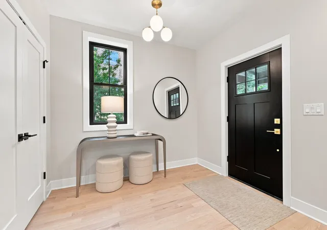 Photo 4 of Single family home for sale at 3072 N Avers Ave, Chicago, IL 60618 | MLS# 12755779 | Listing updated on 2026-09-16