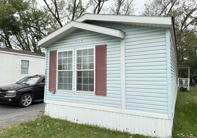 Photo 1 of Manufactured home for sale at 1712 S Dixie Hwy #245, Crete, IL 60417 | MLS# 12755782 | Listing updated on 2026-09-25