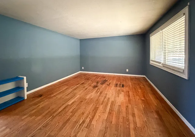 Photo 3 of Single family home for sale at 1367 County Rd 1000, Lerna, IL 62440 | MLS# 12755795 | Listing updated on 2026-10-30
