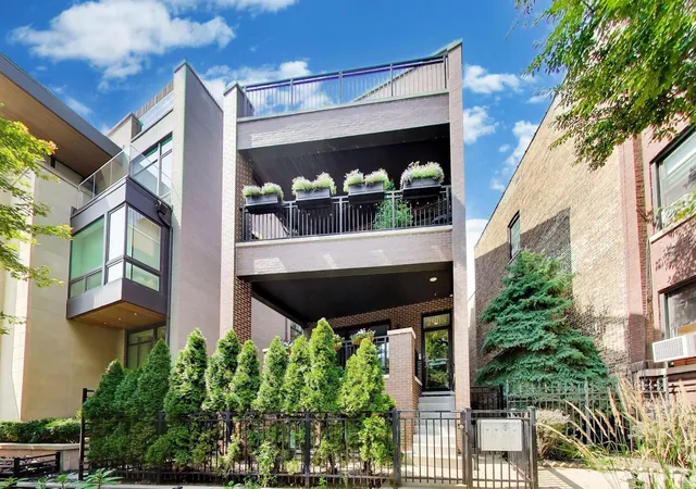 Condo for sale at 2908 N Burling St #1, Chicago, IL 60657 | MLS# 12755796