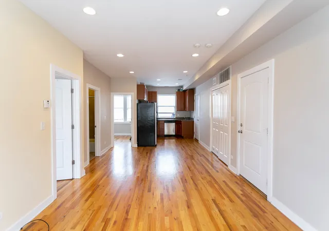Photo 3 of Condo for sale at 1430 N Maplewood Ave #402, Chicago, IL 60622 | MLS# 12755799 | Listing updated on 2026-09-16