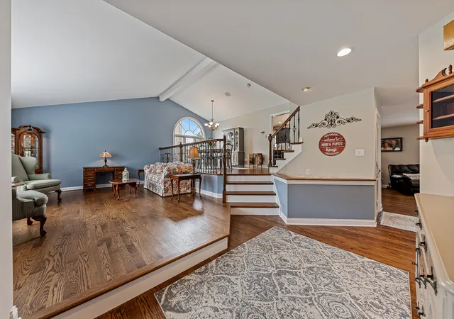Photo 3 of Single family home for sale at 621 Vanderbilt Dr, New Lenox, IL 60451 | MLS# 12755810 | Listing updated on 2026-09-12