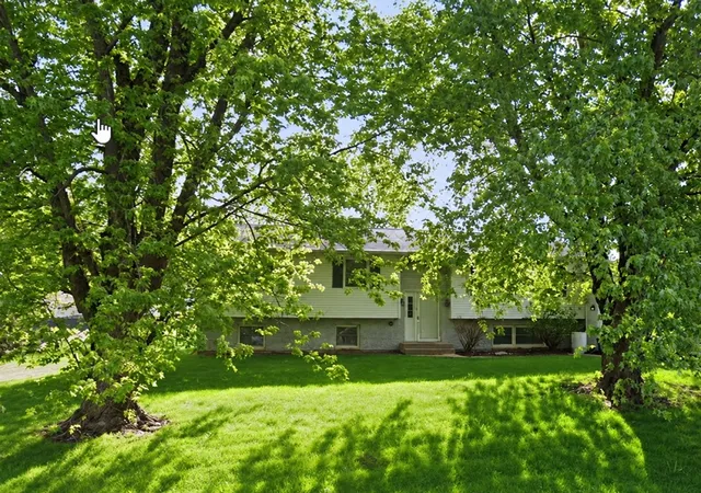 Photo 2 of Single family home for sale at 8546 Sunset Dr, Byron, IL 61010 | MLS# 12755811 | Listing updated on 2026-10-08