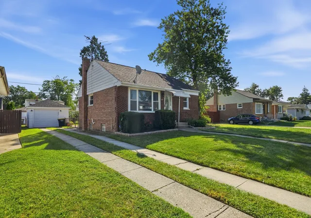 Photo 1 of Single family home for sale at 17617 Burnham Ave, Lansing, IL 60438 | MLS# 12755829 | Listing updated on 2026-09-26