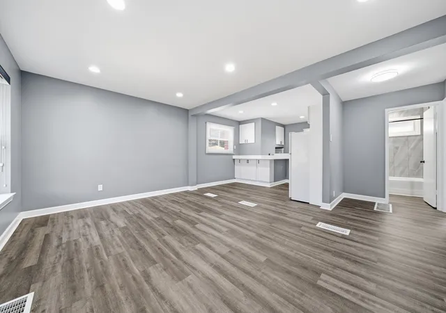 Photo 3 of Single family home for sale at 17617 Burnham Ave, Lansing, IL 60438 | MLS# 12755829 | Listing updated on 2026-09-26