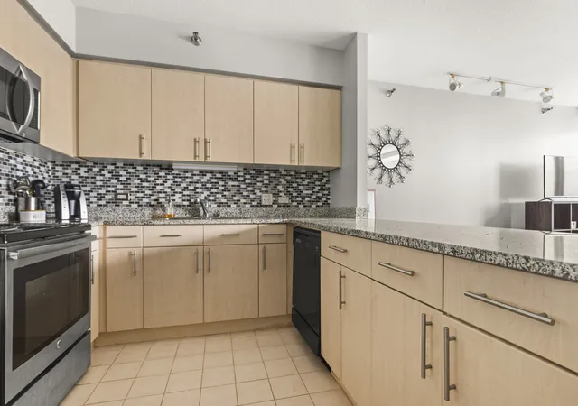 Photo 2 of Condo for sale at 512 N Mcclurg Ct #3803, Chicago, IL 60611 | MLS# 12755833 | Listing updated on 2026-09-16