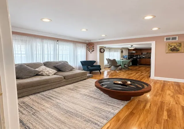 Photo 3 of Single family home for sale at 3344 N Ozanam Ave, Chicago, IL 60634 | MLS# 12755838 | Listing updated on 2026-09-16