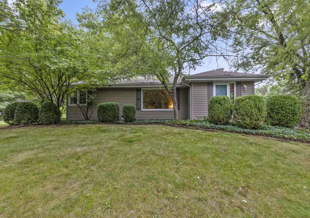 Photo 1 of Sale Pending at 713 Coolidge Pl, Rockford, IL 61107 | MLS# 12755842 | Listing updated on 2026-09-13