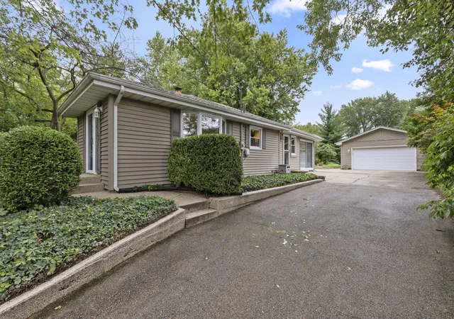 Photo 2 of Sale Pending at 713 Coolidge Pl, Rockford, IL 61107 | MLS# 12755842 | Listing updated on 2026-09-13