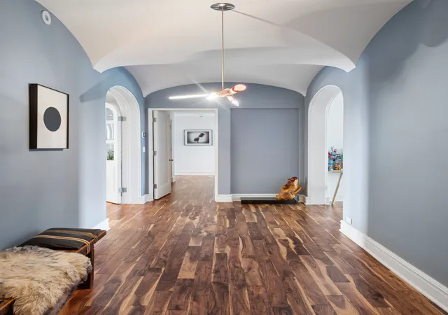 Photo 2 of Condo for sale at 3500 N Lake Shore Dr #6D, Chicago, IL 60657 | MLS# 12755848 | Listing updated on 2026-09-22
