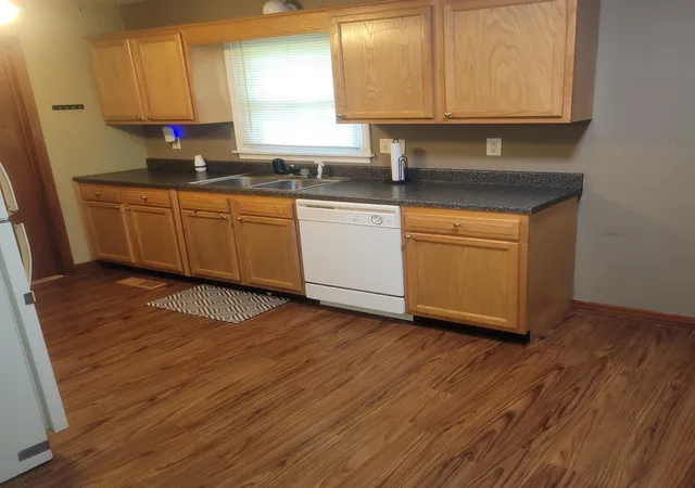 Photo 3 of Single family home for sale at 730 N 23rd Street, Murphysboro, IL 62966 | MLS# 12755849 | Listing updated on 2026-10-03