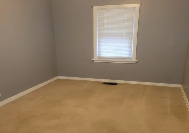 Photo 4 of Single family home for sale at 730 N 23rd Street, Murphysboro, IL 62966 | MLS# 12755849 | Listing updated on 2026-10-03