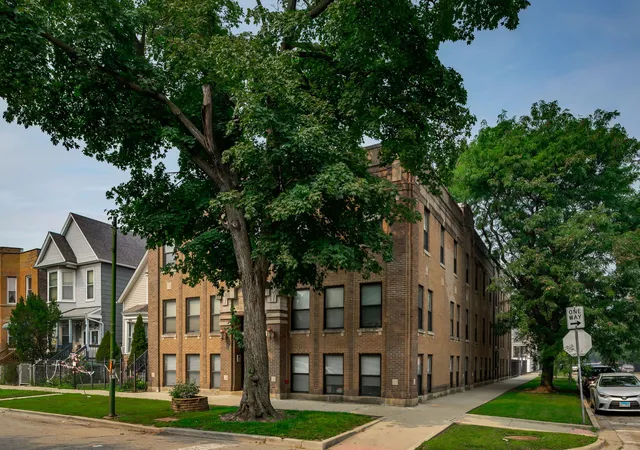 Photo 3 of Condo for sale at 1856 N Sawyer Ave #303, Chicago, IL 60647 | MLS# 12755851 | Listing updated on 2026-09-16
