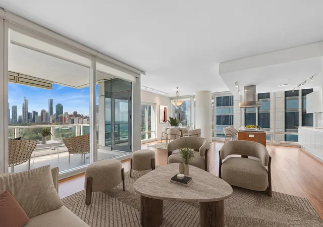 Photo 3 of Condo for sale at 340 E Randolph St #907, Chicago, IL 60601 | MLS# 12755853 | Listing updated on 2026-09-16