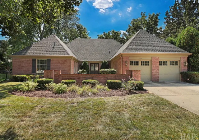 Photo 2 of Single family home for sale at 4041 Picardy Dr, Northbrook, IL 60062 | MLS# 12755858 | Listing updated on 2026-10-01
