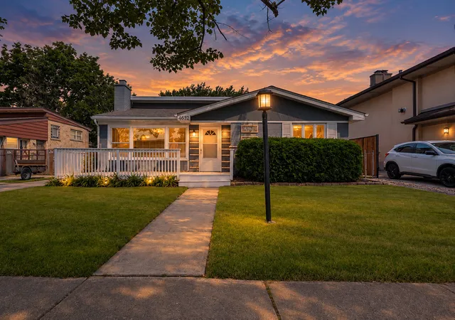 Photo 1 of Single family home for sale at 4024 W 106th Street, Oak Lawn, IL 60453 | MLS# 12755863 | Listing updated on 2026-09-12
