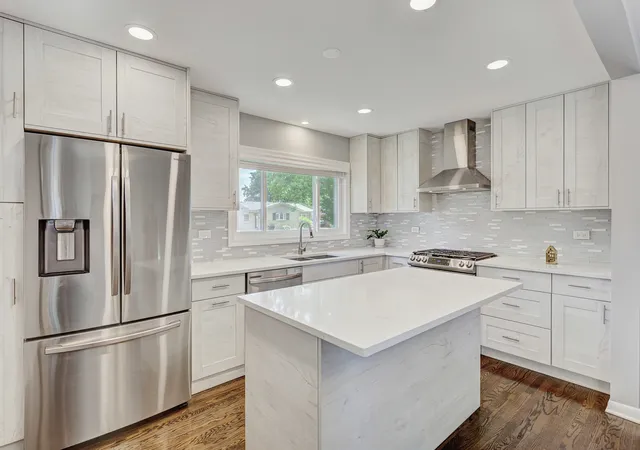 Photo 4 of Single family home for sale at 2534 Kensington Ave, Westchester, IL 60154 | MLS# 12755865 | Listing updated on 2026-09-12