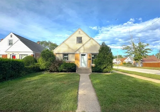 Photo 1 of Single family home for sale at 1500 State Line Rd, Calumet City, IL 60409 | MLS# 12755876 | Listing updated on 2026-09-16