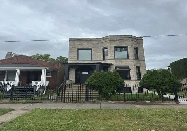 Photo 2 of Multi family home for sale at 6627 S Maryland Ave, Chicago, IL 60637 | MLS# 12755888 | Listing updated on 2026-09-16