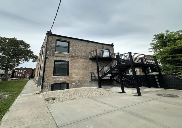 Photo 3 of Multi family home for sale at 6627 S Maryland Ave, Chicago, IL 60637 | MLS# 12755888 | Listing updated on 2026-09-16