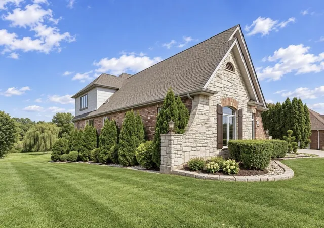 Photo 3 of Single family home for sale at 11910 Bates Ct, Orland Park, IL 60467 | MLS# 12755889 | Listing updated on 2026-09-12